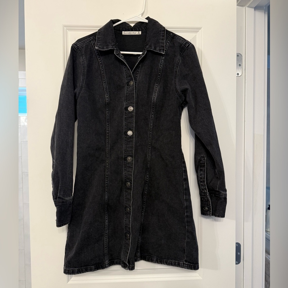 Abercrombie & Fitch Denim Button-Up Dress, size M
